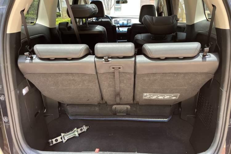 Used Honda Odyssey 2018 2.4L Luxury Edition Interior 8