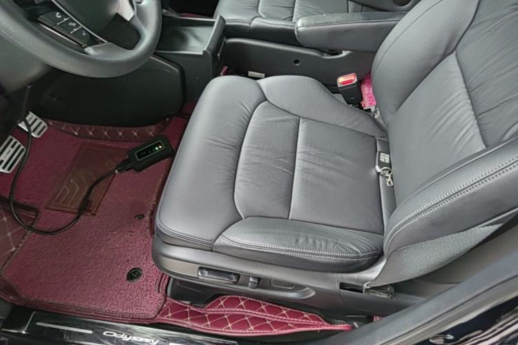 Used Honda Odyssey 2018 2.4L Luxury Edition Left Front Seat