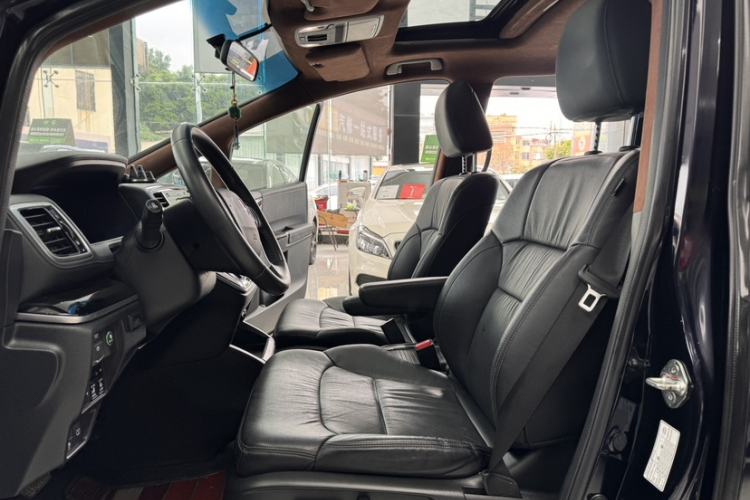 Used Honda Odyssey 2018 2.4L Smart Edition Left Front Seat