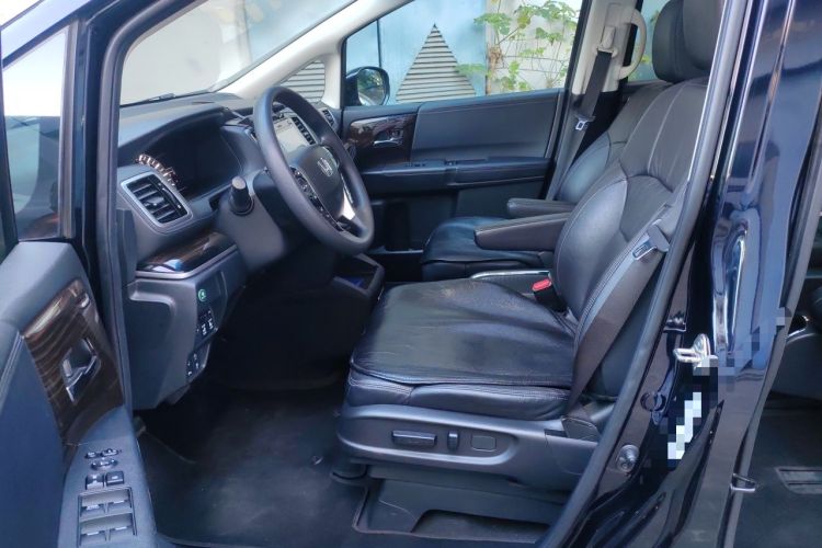 Used Honda Odyssey 2018 2.4L Luxury Edition Left Front Seat