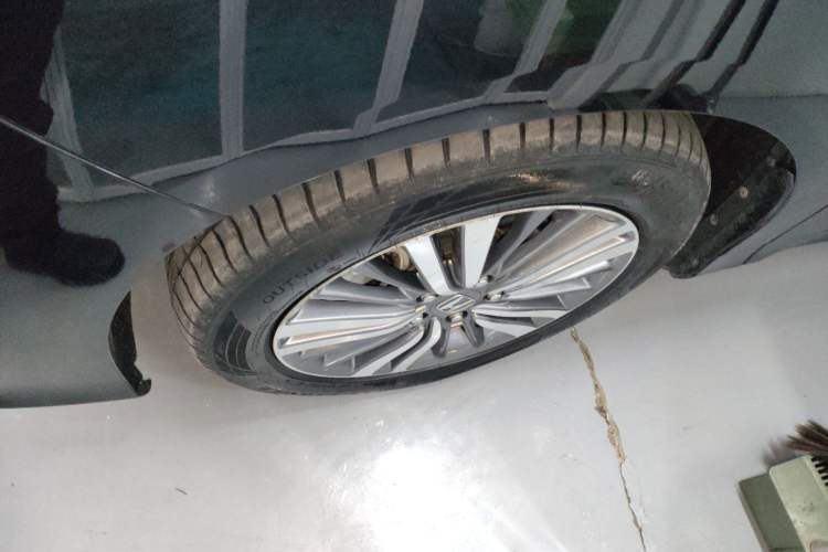 Used Honda Odyssey 2018 2.4L Smart Edition Left Front Wheel Hub