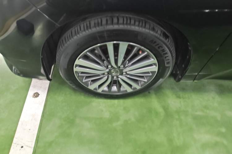 Used Honda Odyssey 2018 2.4L Smart Edition Left Front Wheel Hub