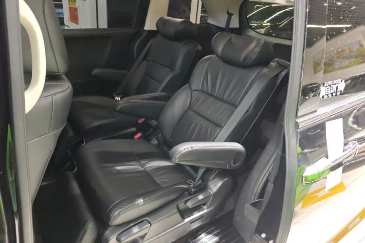 Used Honda Odyssey 2018 2.4L Smart Edition Left Rear Seat