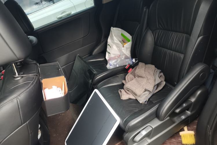 Used Honda Odyssey 2018 2.4L Luxury Edition Left Rear Seat