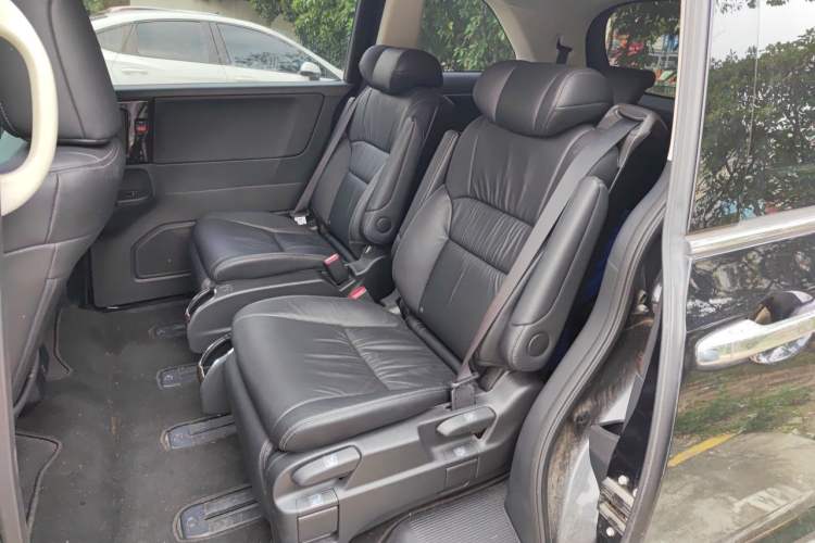 Used Honda Odyssey 2018 2.4L Smart Edition Left Rear Seat