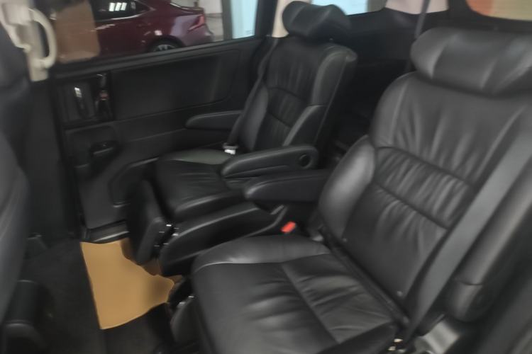 Used Honda Odyssey 2018 2.4L Smart Edition Left Rear Seat