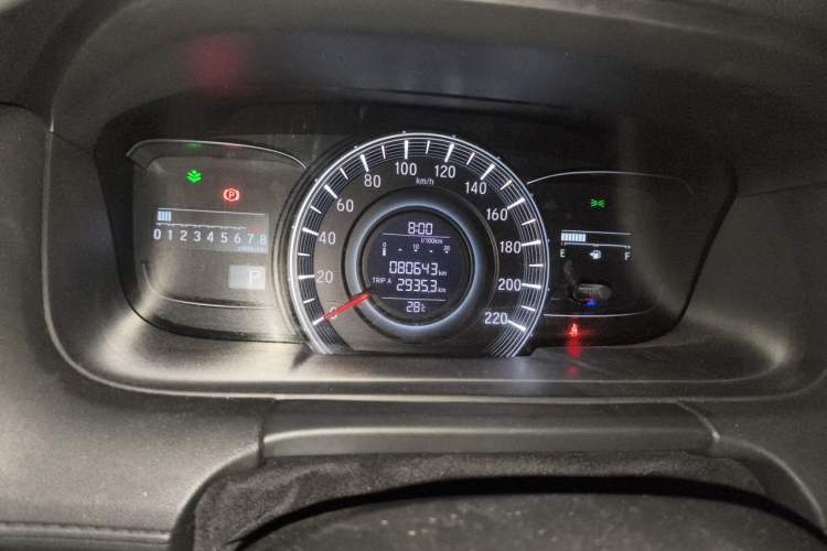 Used Honda Odyssey 2018 2.4L Smart Edition Odometer Close Up