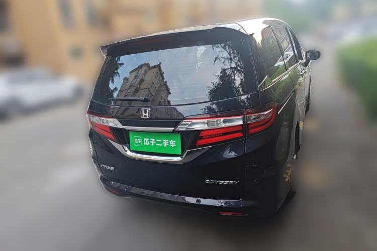 Used Honda Odyssey 2018 2.4L Luxury Edition Rear