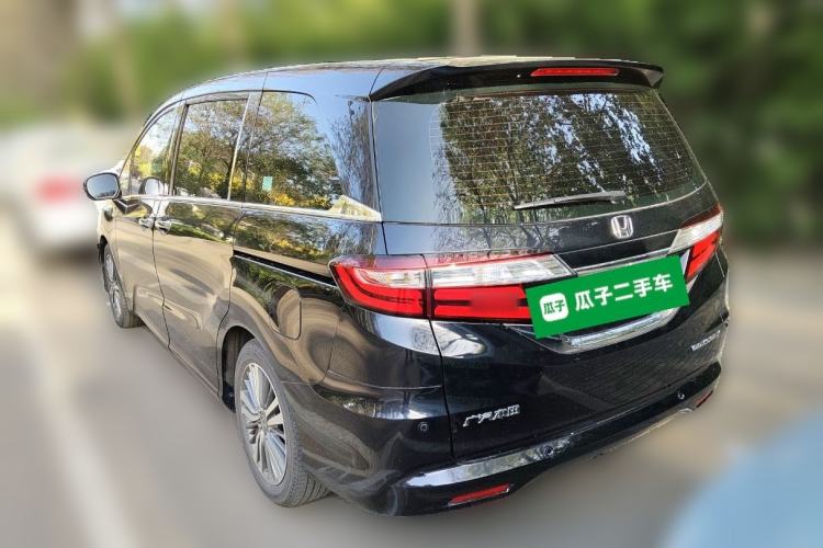 Used Honda Odyssey 2018 2.4L Luxury Edition Rear Left 45 Deg