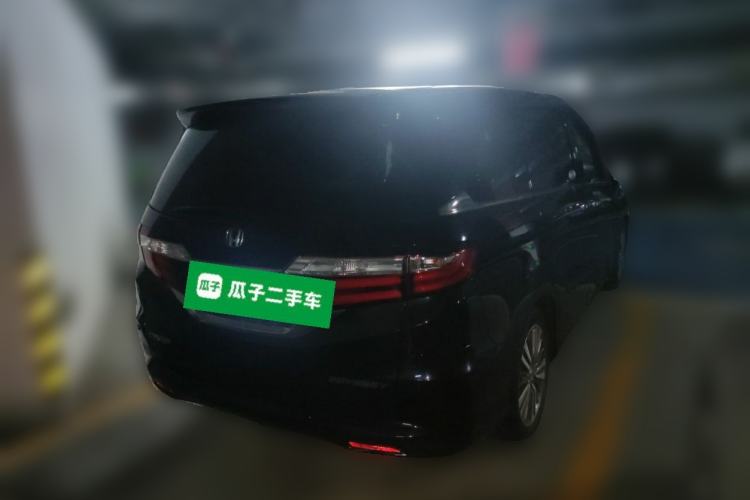 Used Honda Odyssey 2018 2.4L Luxury Edition Rear Right 45 Deg