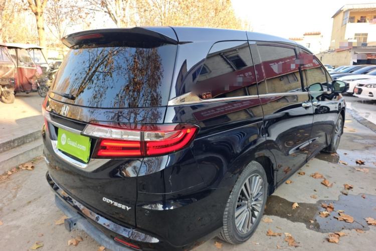 Used Honda Odyssey 2018 2.4L Smart Edition Rear Right 45 Deg