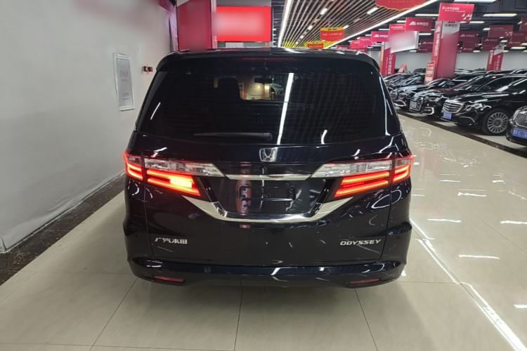 Used Honda Odyssey 2018 2.4L Luxury Edition Rear