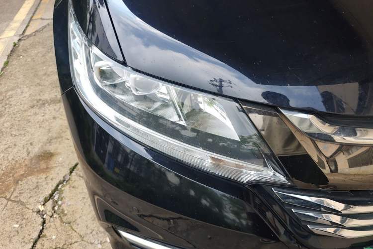 Used Honda Odyssey 2018 2.4L Smart Edition Right Front Headlight
