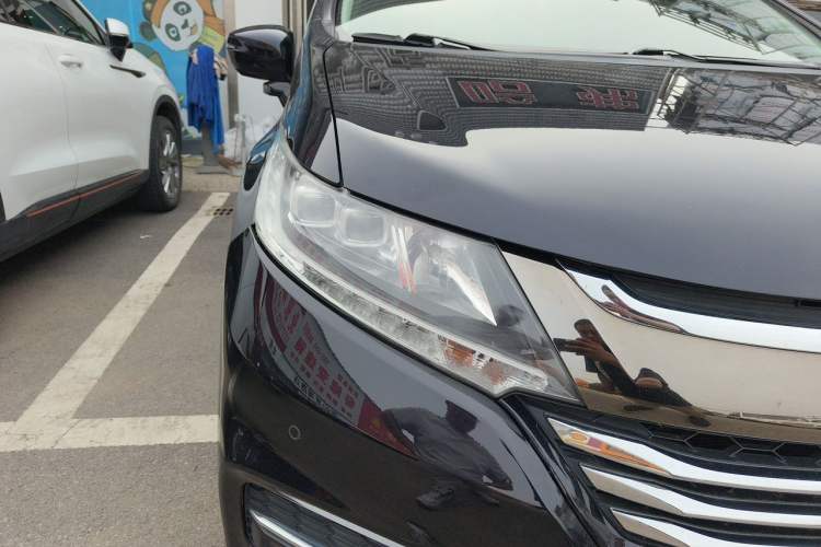 Used Honda Odyssey 2018 2.4L Smart Edition Right Front Headlight