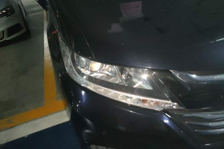 Used Honda Odyssey 2018 2.4L Luxury Edition Right Front Headlight