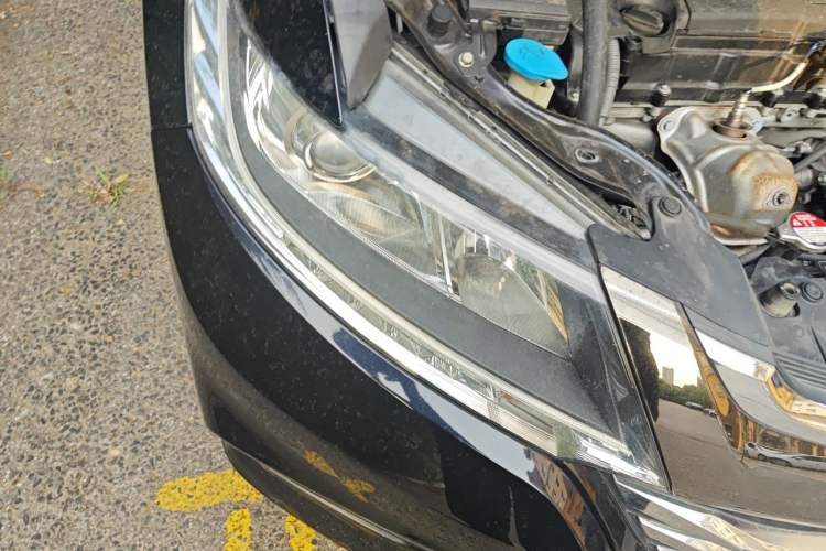 Used Honda Odyssey 2018 2.4L Luxury Edition Right Front Headlight
