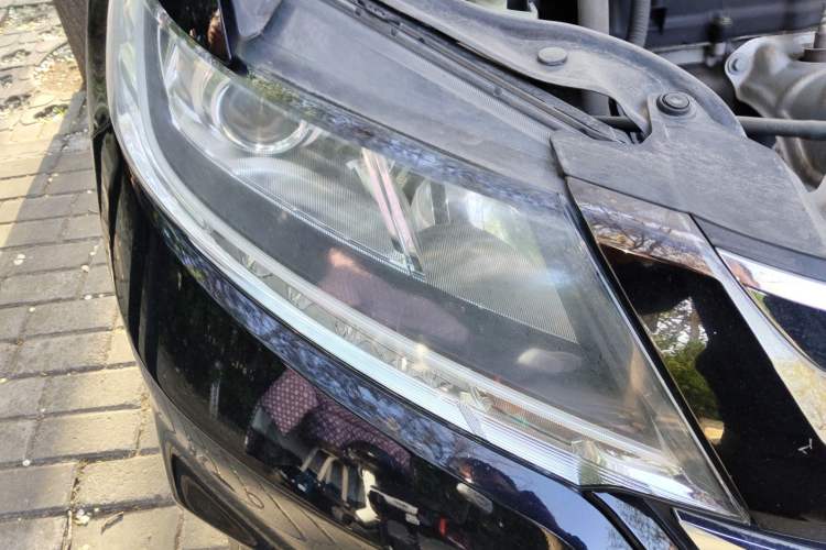 Used Honda Odyssey 2018 2.4L Luxury Edition Right Front Headlight