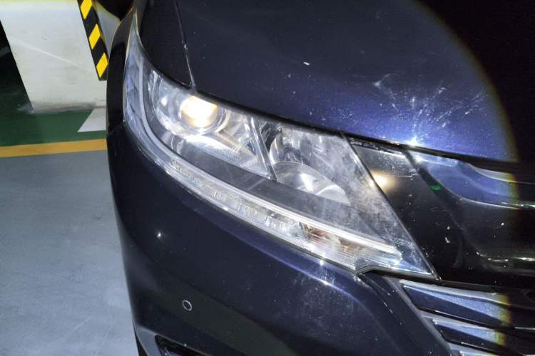 Used Honda Odyssey 2018 2.4L Luxury Edition Right Front Headlight