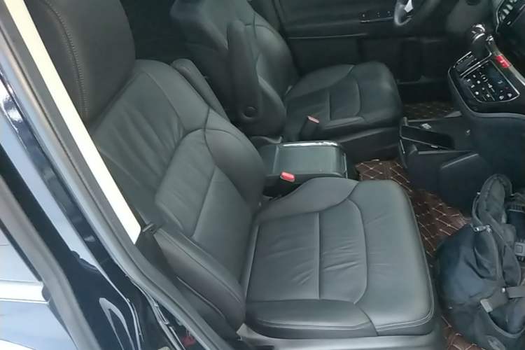 Used Honda Odyssey 2018 2.4L Smart Edition Right Front Seat