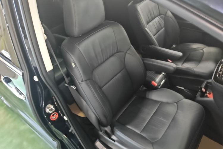 Used Honda Odyssey 2018 2.4L Smart Edition Right Front Seat