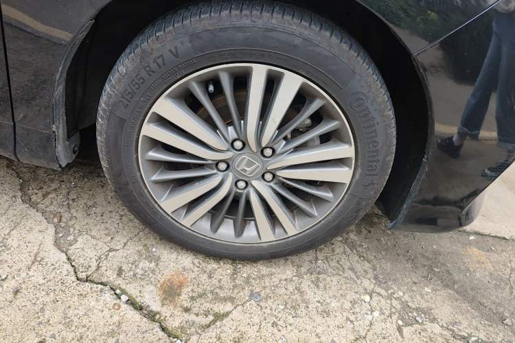 Used Honda Odyssey 2018 2.4L Smart Edition Right Front Wheel Hub