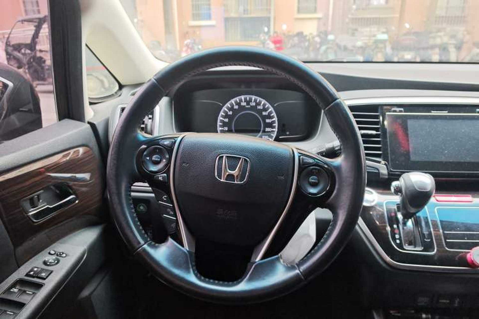 Used Honda Odyssey 2018 2.4L Smart Edition Steering Wheel