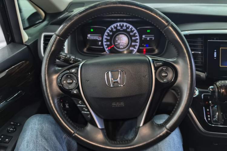 Used Honda Odyssey 2018 2.4L Smart Edition Steering Wheel