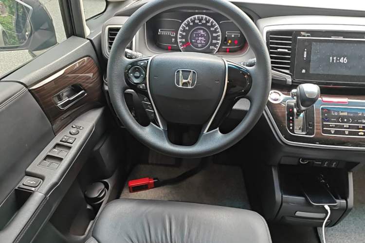 Used Honda Odyssey 2018 2.4L Luxury Edition Steering Wheel