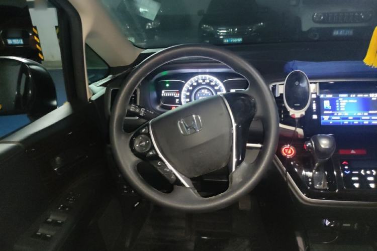 Used Honda Odyssey 2018 2.4L Luxury Edition Steering Wheel