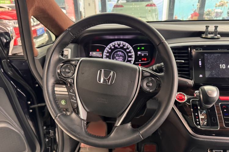 Used Honda Odyssey 2018 2.4L Smart Edition Steering Wheel