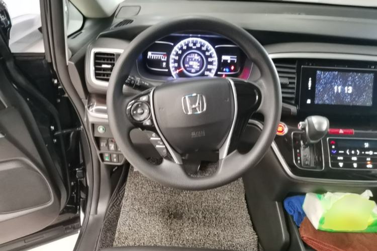 Used Honda Odyssey 2018 2.4L Luxury Edition Steering Wheel