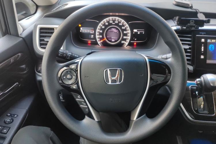 Used Honda Odyssey 2018 2.4L Luxury Edition Steering Wheel