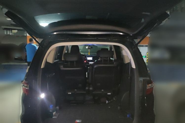 Used Honda Odyssey 2018 2.4L Luxury Edition Trunk