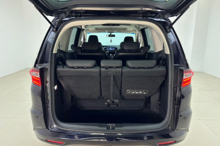 Used Honda Odyssey 2018 2.4L Smart Edition Trunk