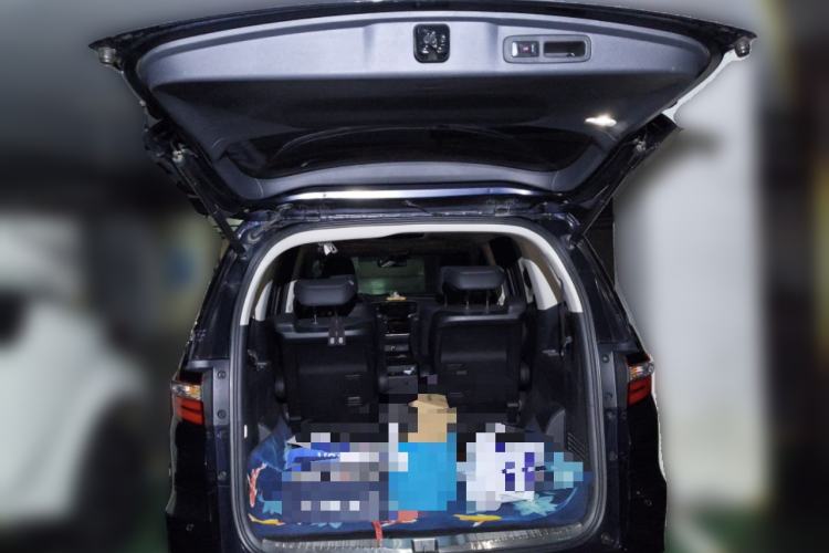 Used Honda Odyssey 2018 2.4L Luxury Edition Trunk