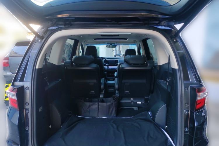 Used Honda Odyssey 2018 2.4L Luxury Edition Trunk