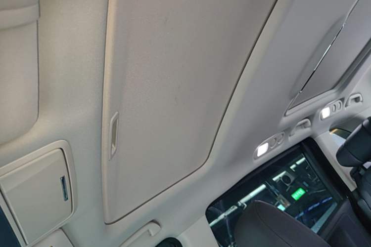 Used Honda Odyssey 2018 2.4L Luxury Edition Vehicle Key
