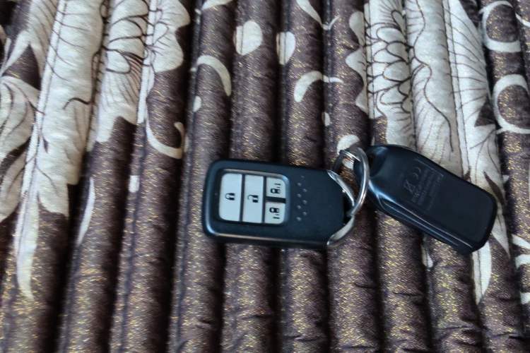Used Honda Odyssey 2018 2.4L Luxury Edition Vehicle Key