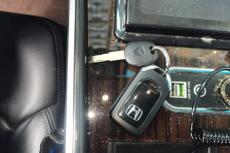 Used Honda Odyssey 2018 2.4L Luxury Edition Vehicle Key