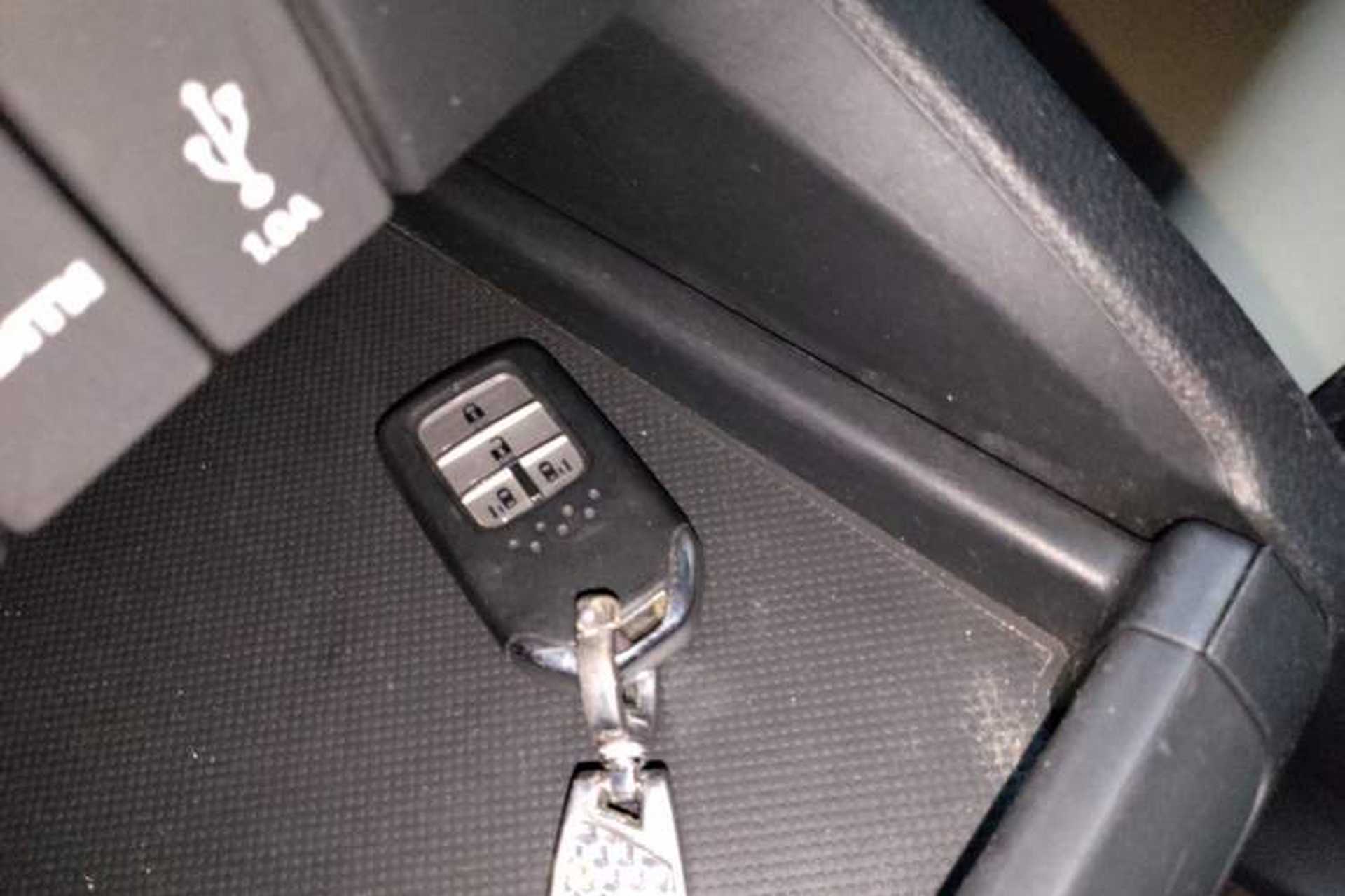 Used Honda Odyssey 2018 2.4L Smart Edition Vehicle Key