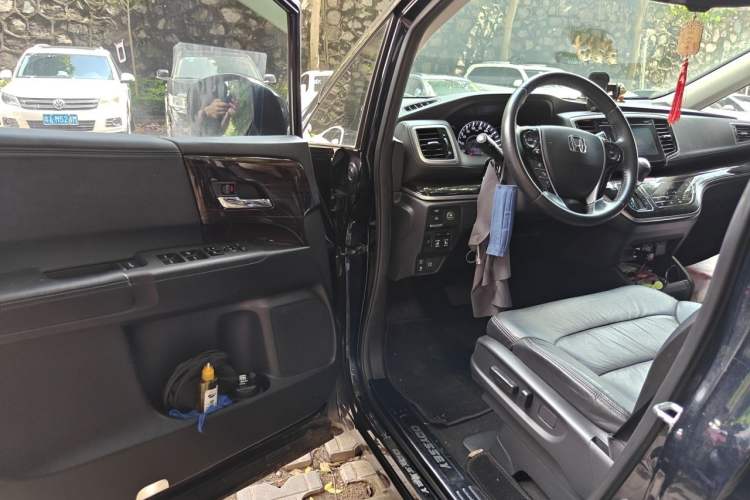 Used Honda Odyssey 2018 2.4L Smart Edition Driver Seat