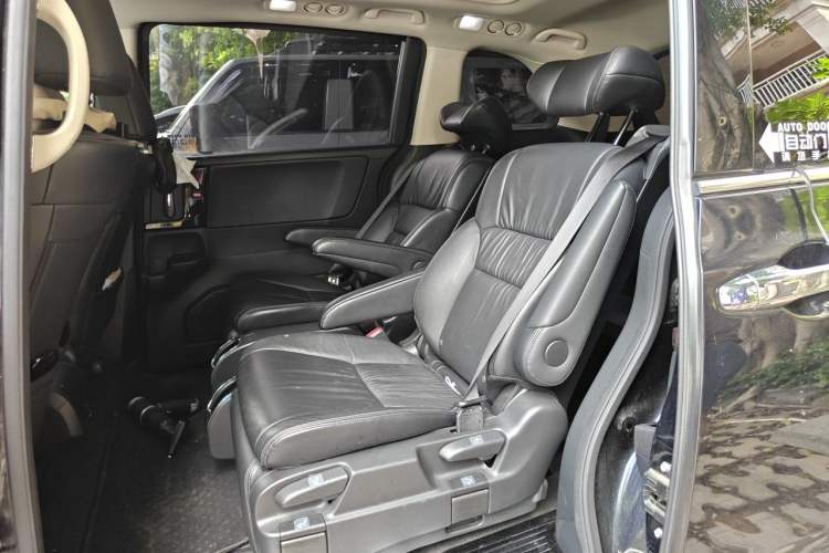 Used Honda Odyssey 2018 2.4L Smart Edition Left Rear Seat