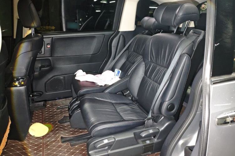 Used Honda Odyssey 2018 2.4L Luxury Edition Left Rear Seat