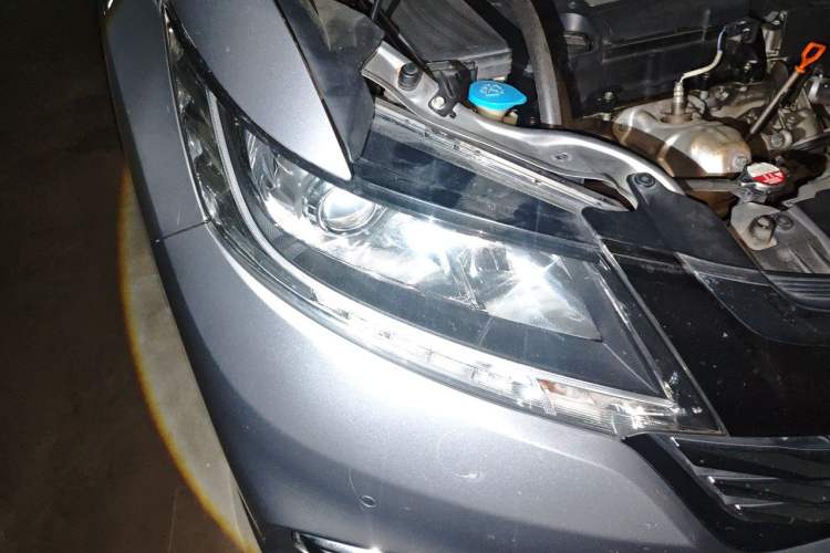 Used Honda Odyssey 2018 2.4L Luxury Edition Right Front Headlight