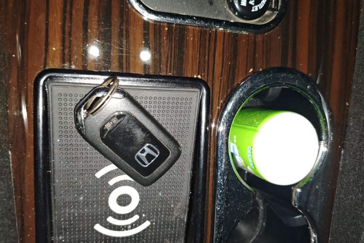 Used Honda Odyssey 2018 2.4L Luxury Edition Vehicle Key