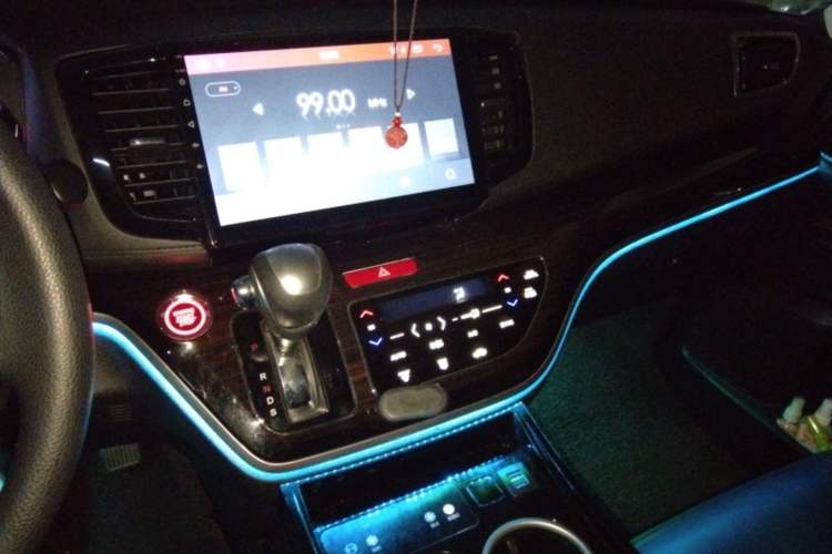 Used Honda Odyssey 2018 2.4L Luxury Edition Audio And AC Panel