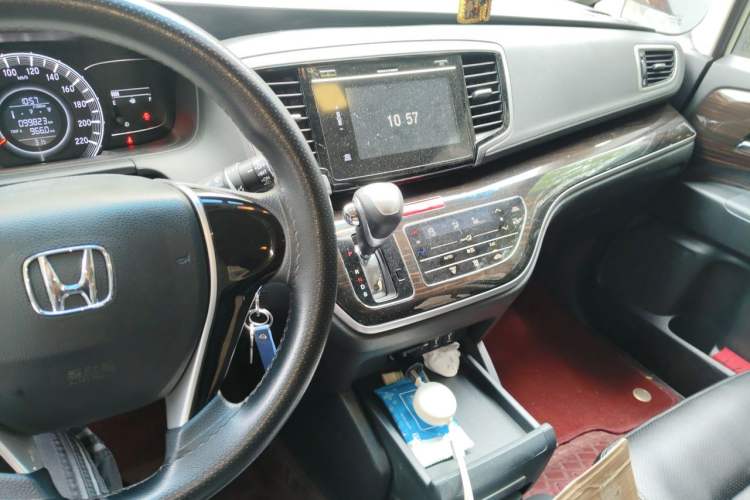 Used Honda Odyssey 2018 2.4L Comfort Version Audio And AC Panel