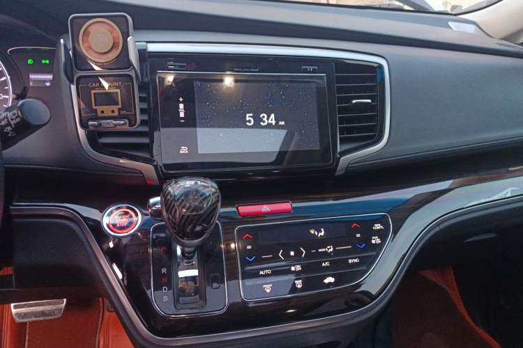 Used Honda Odyssey 2018 2.4L Smart Edition Audio And AC Panel