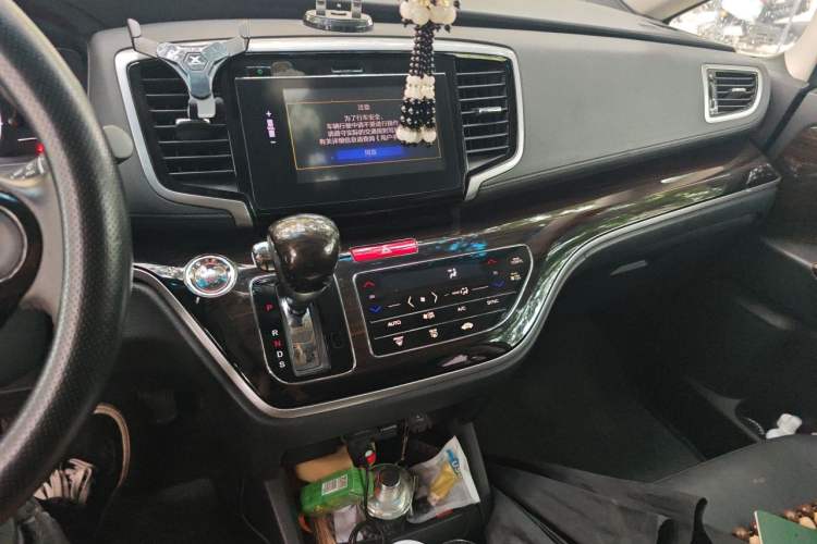 Used Honda Odyssey 2018 2.4L Smart Edition Audio And AC Panel