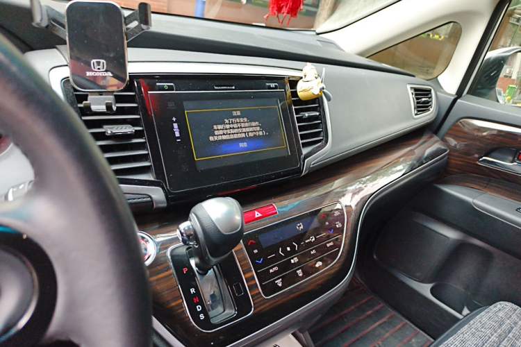 Used Honda Odyssey 2018 2.4L Smart Edition Audio And AC Panel